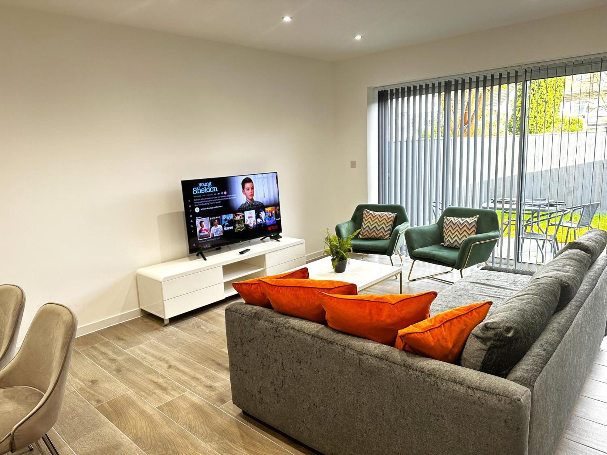 Apartment Paradigm Court, Brand New 2-bedroom Flat4, *